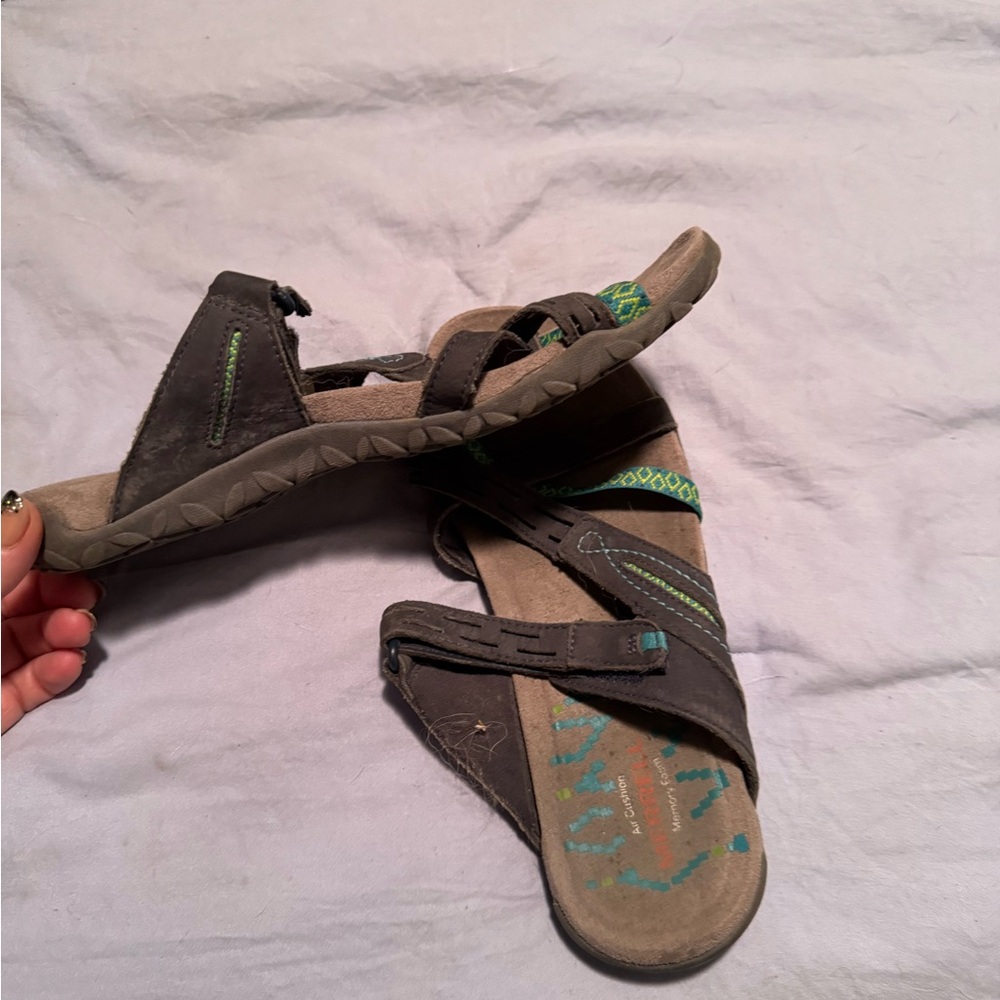 Merrell Gray and Green Sandals